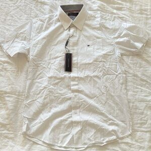 Tommy Hilfiger button up shirt white size medium short sleeve